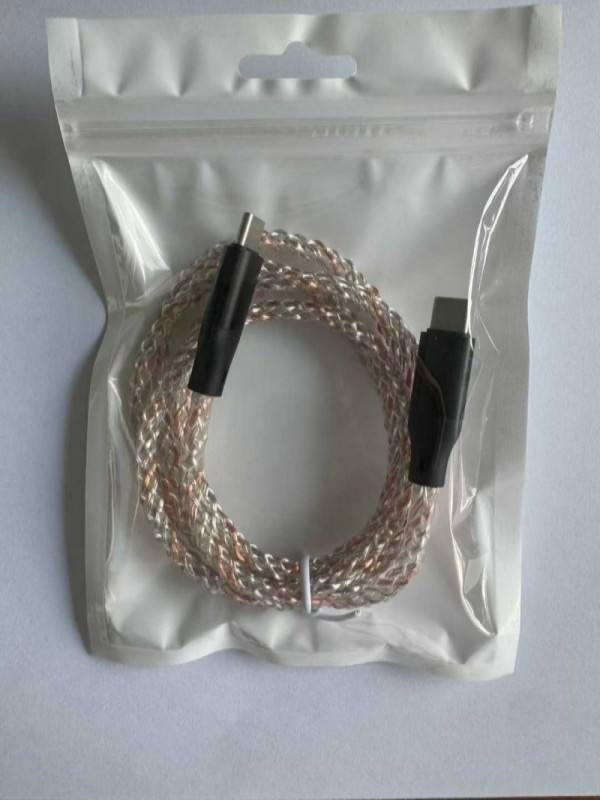 White USB C to C 60W