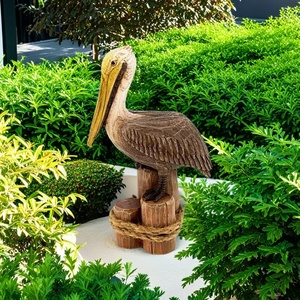 Magnifique statue de pellican en résine brun rustique - Product Image 2