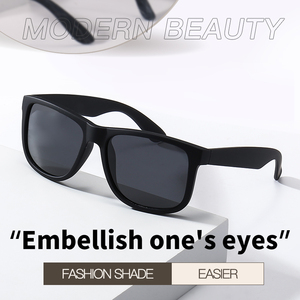 Gafas <span class=keywords><strong>de</strong></span> <span class=keywords><strong>Sol</strong></span> Polarizadas TAC <span class=keywords><strong>de</strong></span> Diseño Nuevo Estilo 2025 para Hombre, Color Negro Oscuro, Deportivas, Elegantes, con <span class=keywords><strong>Lentes</strong></span> <span class=keywords><strong>de</strong></span> Espejo y Montura - Product Image 2