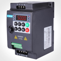 Variateurs de Fréquence 5.5kW 7.5kW 11kW 15kW 22kW 380V Convertisseurs CA/VFD/Contrôleurs de Vitesse