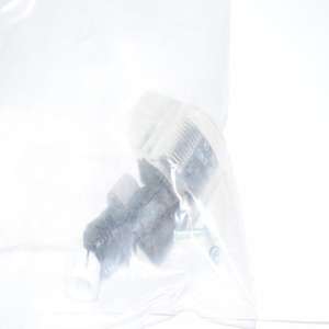 NUEVO 1-C112-12D004-000-04 Conector solenoide Nuevo Original Listo Stock Automatización industrial PAC Control de programación PLC dedicado - Product Image 1