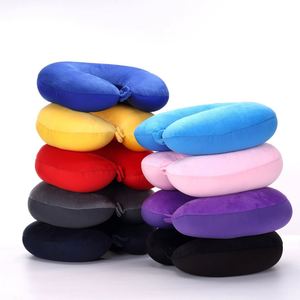 Oreiller de voyage personnalisé imprimé en forme de U avec perles de mousse pour avion, sieste au bureau et utilisation en extérieur, cadeau promotionnel - Product Image 3