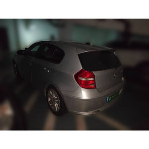 Guazi pas cher <span class=keywords><strong>prix</strong></span> <span class=keywords><strong>BMW</strong></span> série <span class=keywords><strong>1</strong></span> <span class=keywords><strong>essence</strong></span> 2.0 voiture d'occasion RWD 5 sièges - Product Image 4