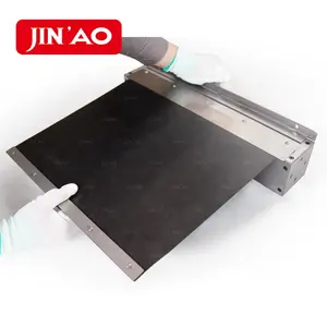 Tùy Chỉnh Kính Thiên Văn Vải Linh Hoạt Vải Cuộn Lên Bao Gồm Roller Shield Cnc Bảo Vệ Máy Bìa