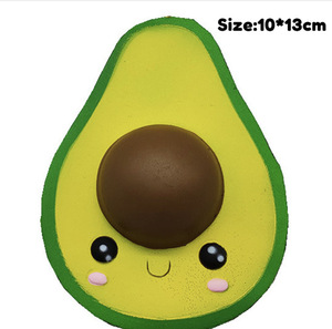 Jouet anti-stress en mousse PU douce au toucher, design fraise tendance, en matériau écologique, à presser doucement pour adultes - Product Image 3