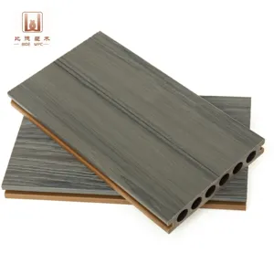 Bajo mantenimiento Co-extrusión impermeable dos tonos Woodgrain agujero redondo Exterior Wpc Decking Piso al aire libre