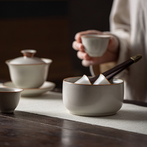 Lavador de Tazas de Cerámica Estilo Retro Chino Ru Kiln, Beige, Borde Recto, para Accesorios de Té, Uso Doméstico Duradero - Product Image 1