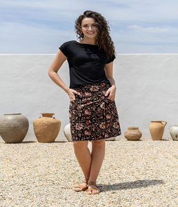 กระโปรงทรงเอลายดอกไม้คลาสสิก ผ้าฝ้าย 100% เอวสูง ระบายอากาศได้ดี เนื้อผ้านุ่ม สไตล์มิดิ ออกแบบมาเพื่อความสบายในฤดูร้อน - Product Image 6