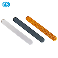 Tira y Tachuela Indicadoras Táctiles de TPU/PVC/ABS para Uso en Exteriores
