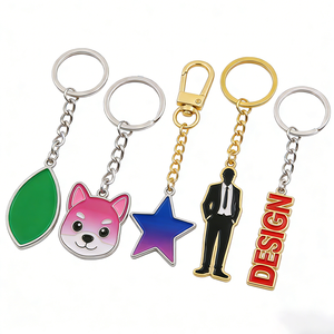 Juego de llaveros de metal esmaltado con diseño de figura de perro y <span class=keywords><strong>estrella</strong></span>, llaveros con letras para regalos y accesorios diarios - Product Image 1