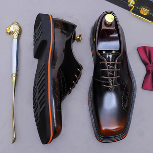 Zapatos Oxford de cuero para hombre, estilo clásico de lujo y a la moda. Ropa brillante para hombre con grabado láser retro, multiusos, a la moda y transpirable - Product Image 4