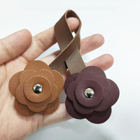Porte-clés Fleur Dragon, Breloque de Sac Miniature, Accessoire de Voyage, Accessoires de Sac, Accessoire Personnalisé, Bourgogne, Vente en Gros