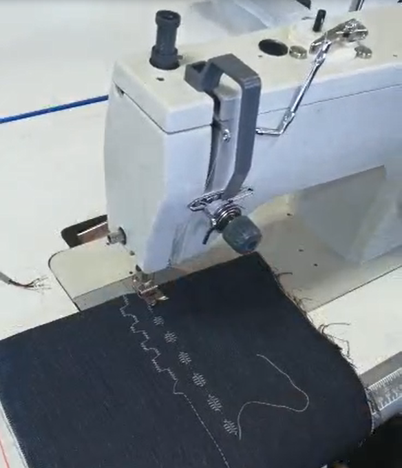 manual zigzag sewing machine