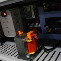 Vente directe d'usine Nouvelle conception Routeur CNC 5,5 kW Machine de gravure et de sculpture sur bois