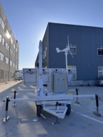 Mât télescopique hybride 4m monté sur remorque pour panneaux solaires et éoliennes, résistant à la corrosion, longue durée de vie