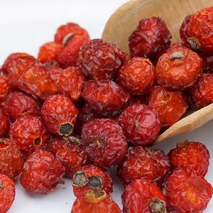 Fruits de rose musquée séchés Mei Gui Guo Rosa L. de haute qualité, aliments diététiques, fruits riches en vitamine C pour la santé et la peau féminine, ingrédients pour desserts et <span class=keywords><strong>épices</strong></span> - Product Image 1