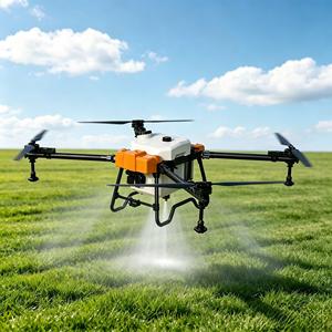 Drone agricole de pulvérisation 70L, batterie 18S 40000mAh, buse centrifuge, radar de terrain, 300 m/h, UAV pliable pour la protection des cultures - Product Image 2
