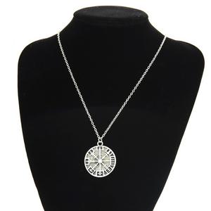 Talismán-Colgante de círculo rúnico Vikingo, collares mágicos, Staves, brújula luminosa, amuleto de runas, collar con estilo escandinavo - Product Image 3