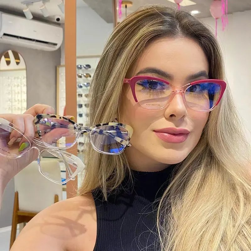 2023 Fashion New Tr90 Flat Glasses Women Men Personality Anti Blue Light Glasses Full Frame Retro Cat Eye Optical Glass