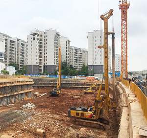 เครื่องเจาะแบบหมุน XR220D 72 เมตร ราคาดี - Product Image 1