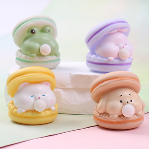 Juguete Antiestrés de Silicona y Plástico con Forma de Macaron y Hamburguesa, Famoso en Internet, para Aliviar el Estrés, Descomprimir, Apretar, Amasar y con Sonido - Product Image 3