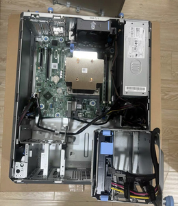 Nouveau serveur DELL PowerEdge T160 E-2434 4C 3.4GHZ 2*32G DDR5 2*960G SSD PERC H755 300W Power - Product Image 5