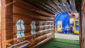 Dépôt de trains gonflable pour l'extérieur Tente gonflable pour maison Réplique de camping Cabane <span class=keywords><strong>en</strong></span> rondins Tente gonflable étanche et portable - Product Image 4
