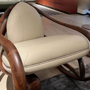 Sillón Reclinable de Lujo Tapizado en Cuero con Estructura de Madera Escultural, Sillón de Descanso para Interiores - Product Image 3