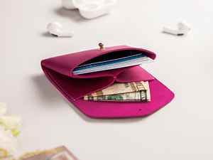 Portefeuille fin personnalisé en cuir véritable, cadeau pour demoiselle d'honneur, accessoires pour femmes, design de petite poche - Product Image 5