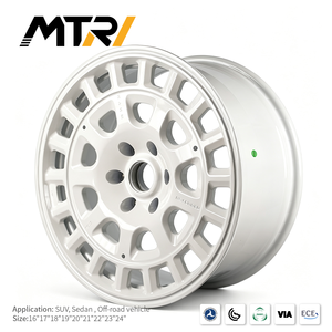 Jantes en alliage MTRI Snow Rally Off Road Rally 17x8.0 Satin White Multi Window Twelve Spoke pour véhicule - Product Image 2