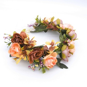 Corona de Flores de Seda Estilo Boho M145, Corona de Flores Artificiales para Novia, Diadema Decorativa para Peinado - Product Image 1