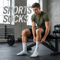Chaussettes de sport athlétiques en mélange de coton jacquard avec soutien de la voûte plantaire et semelle en tissu éponge pour hommes et femmes, idéales pour la course, la gym et l'entraînement