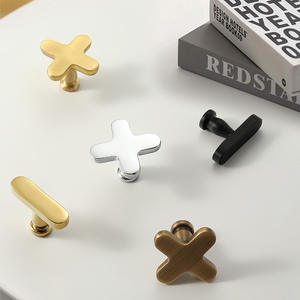 Puxador de Móveis Koppalive Plus Minus Sign em Latão, Design Minimalista Italiano Moderno, Puxadores para Armários de Cozinha e Gavetas - Product Image 3