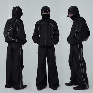 Ensemble de survêtement en nylon personnalisé, coupe oversize, coupe-vent, écologique, avec <span class=keywords><strong>veste</strong></span> à capuche zippée et pantalon de jogging, style streetwear, pour le printemps - Product Image 1