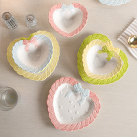 Handgeschilderde minimalistische vlinderknoop keramische serviesgoed schattige zoete dessert- en snacksets fruit- en ontbijtborden