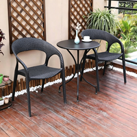 Chaise en plastique résistante aux intempéries et au soleil pour l'extérieur, avec dossier, pour cour, jardin, villa, kit table et chaises