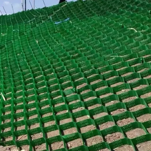 แผ่นตาข่าย HDPE สำหรับปูพื้นกรวด ความลึก 2 นิ้ว พร้อมเสาโลหะและคลิปเชื่อมต่อ สำหรับทางรถวิ่ง ลานจอดรถ ทางลาดชัน ทางเดิน และลานบ้าน - Product Image 3