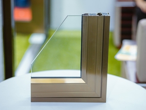 Service de découpe de profilés en aluminium Shalumi série 6000 brun clair pour portes et fenêtres à cadre en alliage, fabricant vietnamien - Product Image 6