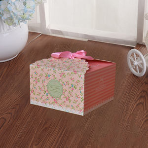 批发方形纸盒花卉印花蛋糕礼品盒带丝带 - Product Image 4