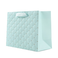 Sacs en carton ivoire de luxe personnalisés avec logo imprimé, recyclables, avec poignées en ruban, impression UV, pour promotion de boutiques de détail