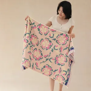 Hot Selling Jacquard Process Versatile Floral Towel Blanket High Air Permeability Extra wide Bath Towel