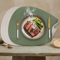 Nouveau design moderne très demandé, set de table réutilisable en similicuir irrégulier de 3 mm, antidérapant double face, diamètre 10-10,9 cm