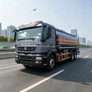 Nuovo <span class=keywords><strong>Autocisterna</strong></span> di Alta Qualità 6x4 da 20cbm 5000 Litri HOWO 380hp 450hp Manuale per Trasporto Benzina - Product Image 3