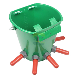Seau d'alimentation pour veaux de 8 L, matériau de qualité alimentaire, 5 tétines, équipement d'alimentation, <span class=keywords><strong>anti</strong></span>-<span class=keywords><strong>chute</strong></span> et <span class=keywords><strong>anti</strong></span>-morsure - Product Image 6