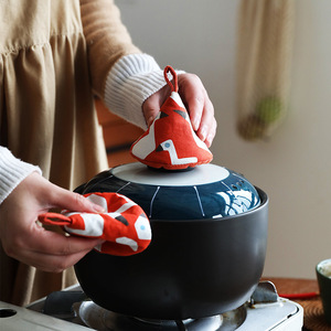 Japanese Style Cotton Triangular Pot Lid Cap Heat Insulating Cover For Casserole And Iron Pot Handles Orange Gooselets Pattern - Product Image 1