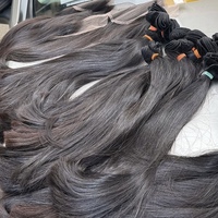 Lot de Cheveux Humains Indiens Bruts en Gros, Tissage de Cheveux Vierges Bruts à Cuticules Alignées, Extensions de Cheveux Humains Double Trame Économiques
