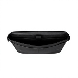 Mochila Unisex de Cuero Genuino con Correa Ajustable, Asa Suave, Cierre de Cremallera, Capacidad de 50-80L, para Uso Diario Informal - Product Image 3