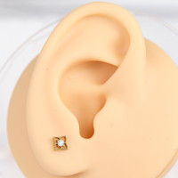 Piercing carré en titane ASTM F136, creux, géométrique, avec zircon cubique, pour cartilage d'oreille, hélix, tragus, bijoux de mode pour enfants et mariages