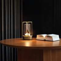 LED-Ladebar-Tischlampe mit Modernem Minimalistischem Design für Gastronomie und Außenbereich, ABS-Acryl & Aluminium-Konstruktion