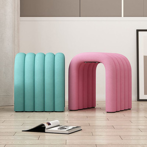 Ingrosso sgabello basso creativo di forma speciale per soggiorno nordico Designer camera da letto sedia comò - Product Image 4